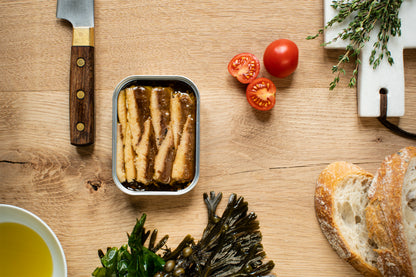 sardine fillets, organic olive oil & seaweed—case of 12